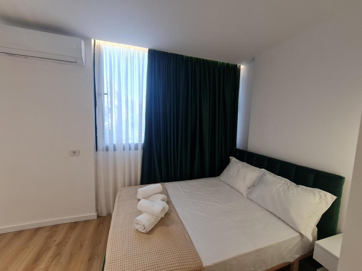 Am Luxury Apartment Tirana Exterior photo