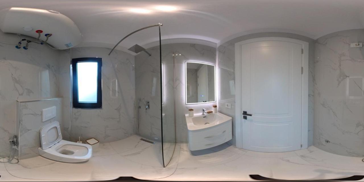 Am Luxury Apartment Tirana Exterior photo